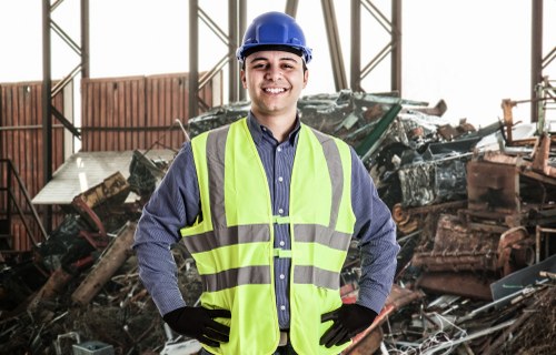 Roll-On Roll-Off skip service in action